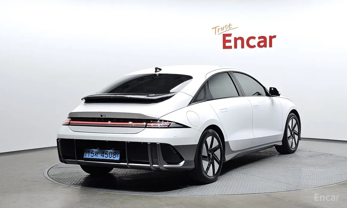 Фото 2 - Hyundai Ioniq 6