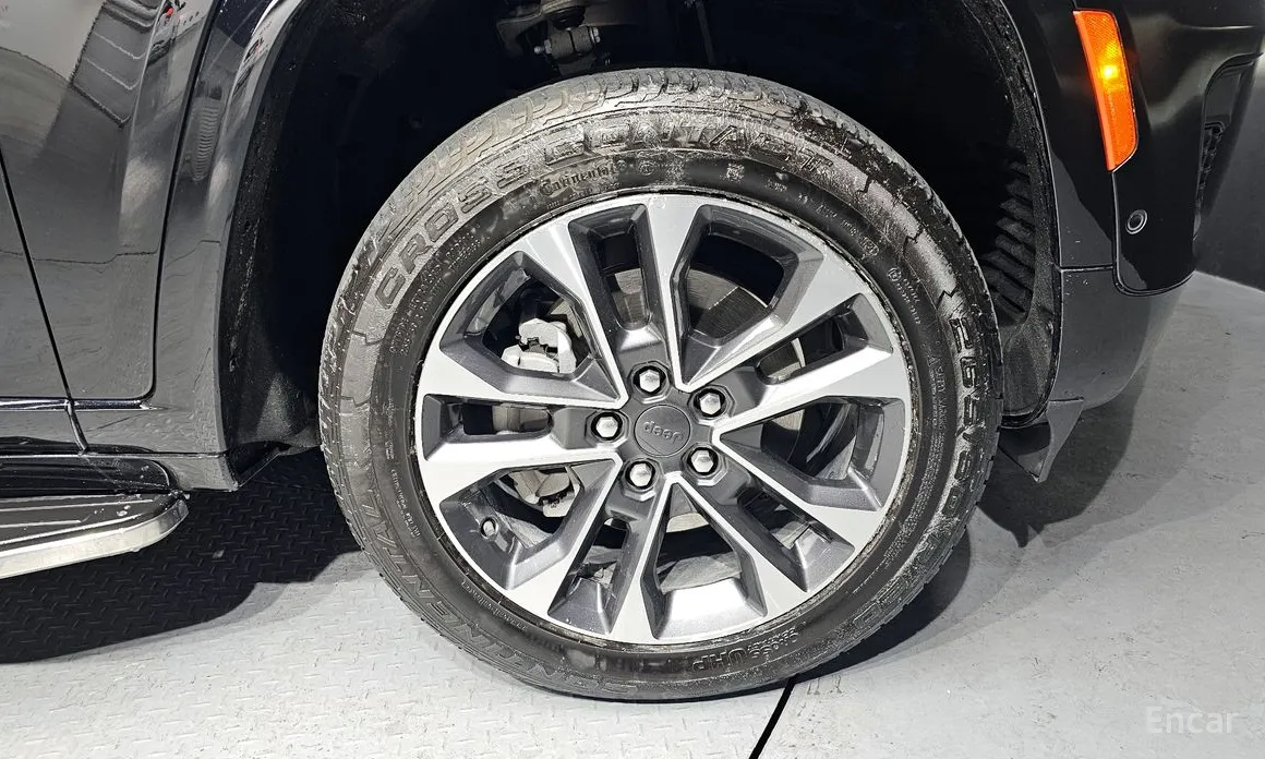 Фото 5 - Jeep Cherokee