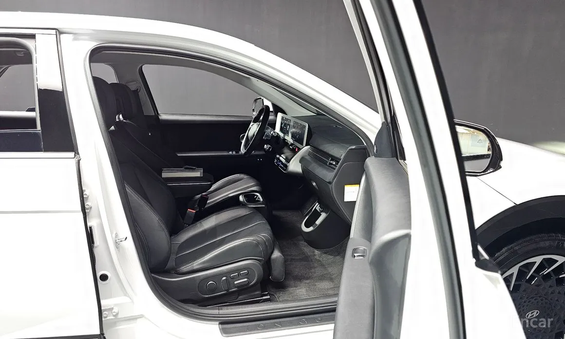 Photo 11 - Hyundai Ioniq 5