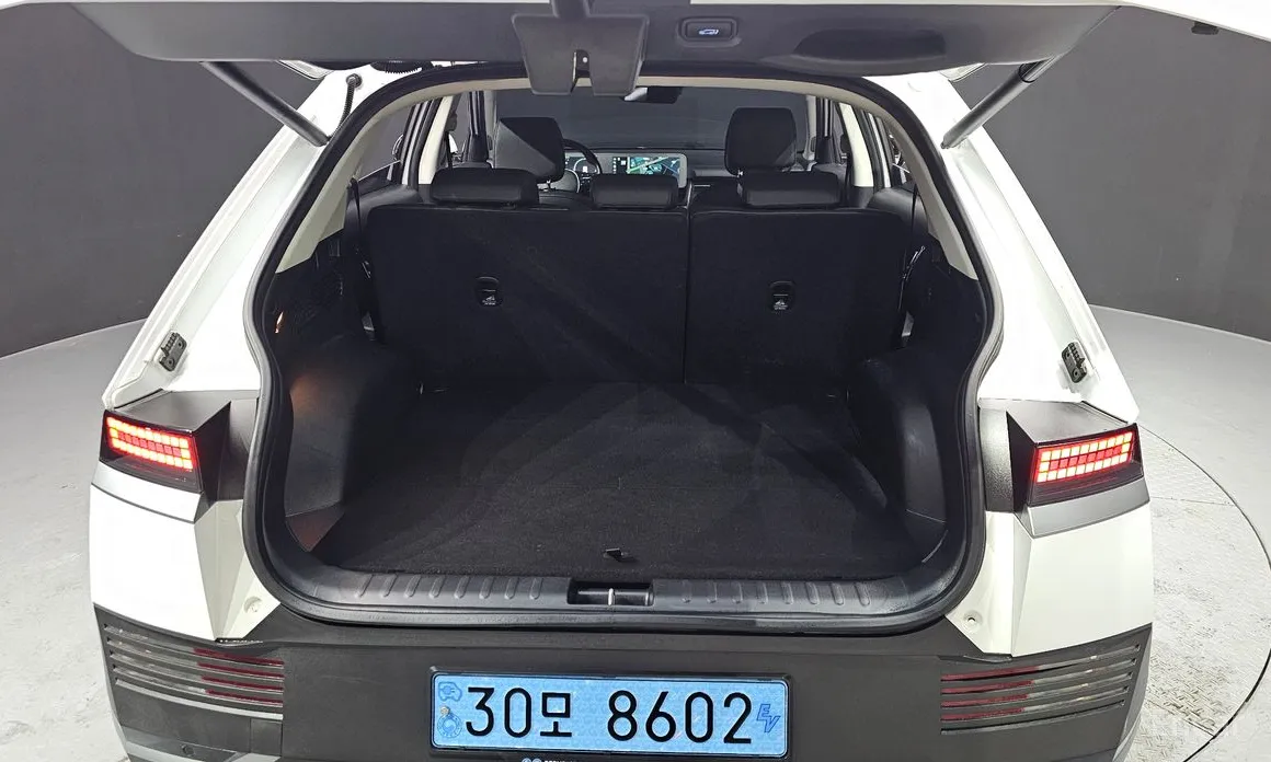 Photo 20 - Hyundai Ioniq 5