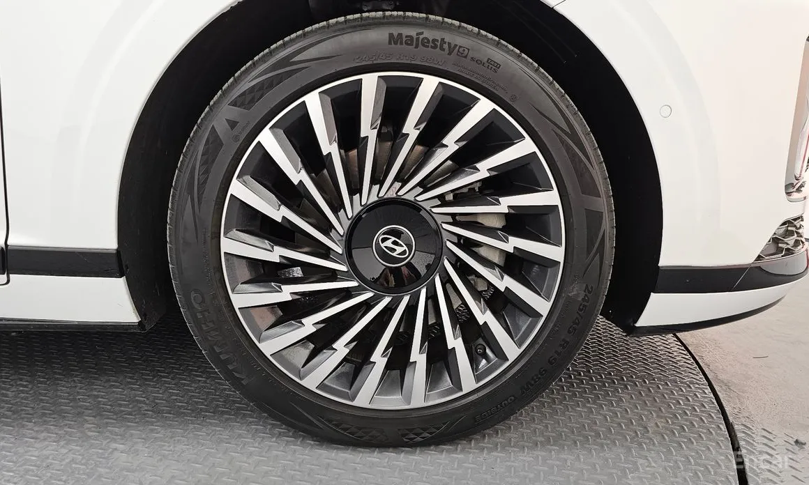 Фото 5 - Hyundai Grandeur