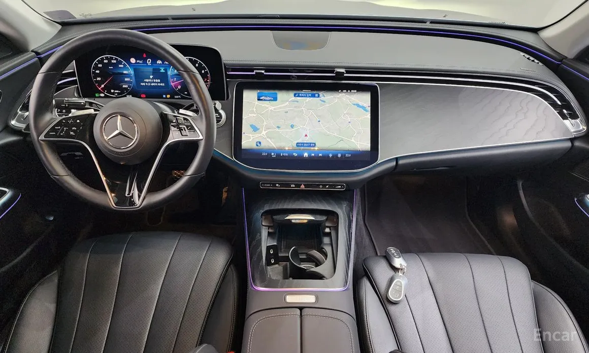 Фото 7 - Mercedes-Benz E-Class