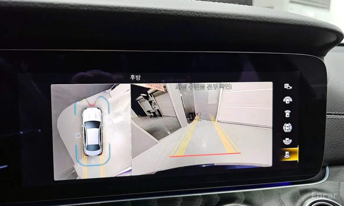 Фото 15 - Mercedes-Benz E-Class