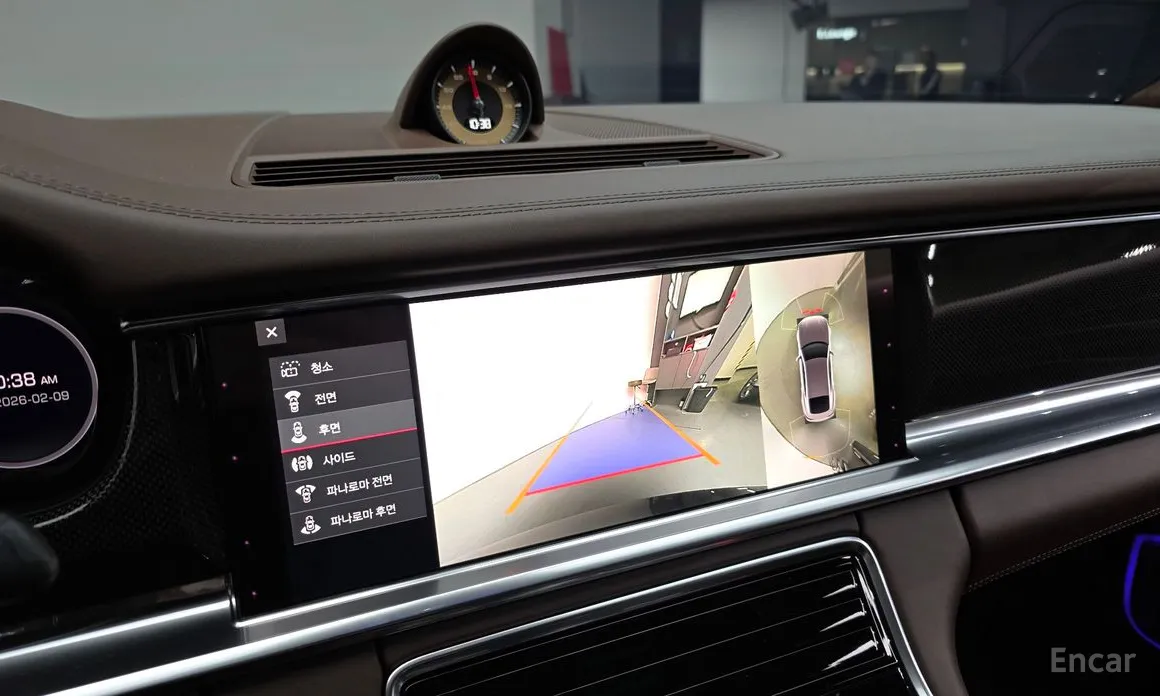 Фото 16 - Porsche Panamera