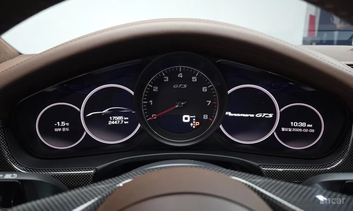 Фото 8 - Porsche Panamera