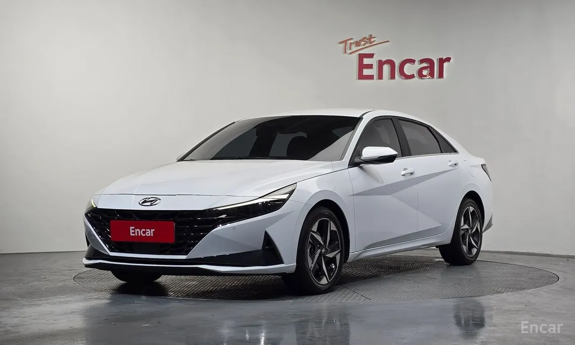 Фото 1 - Hyundai Avante