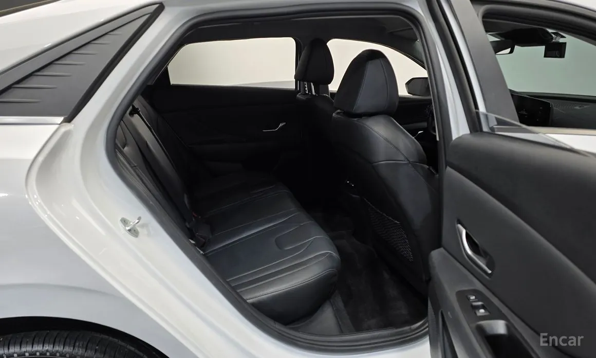 Фото 12 - Hyundai Avante