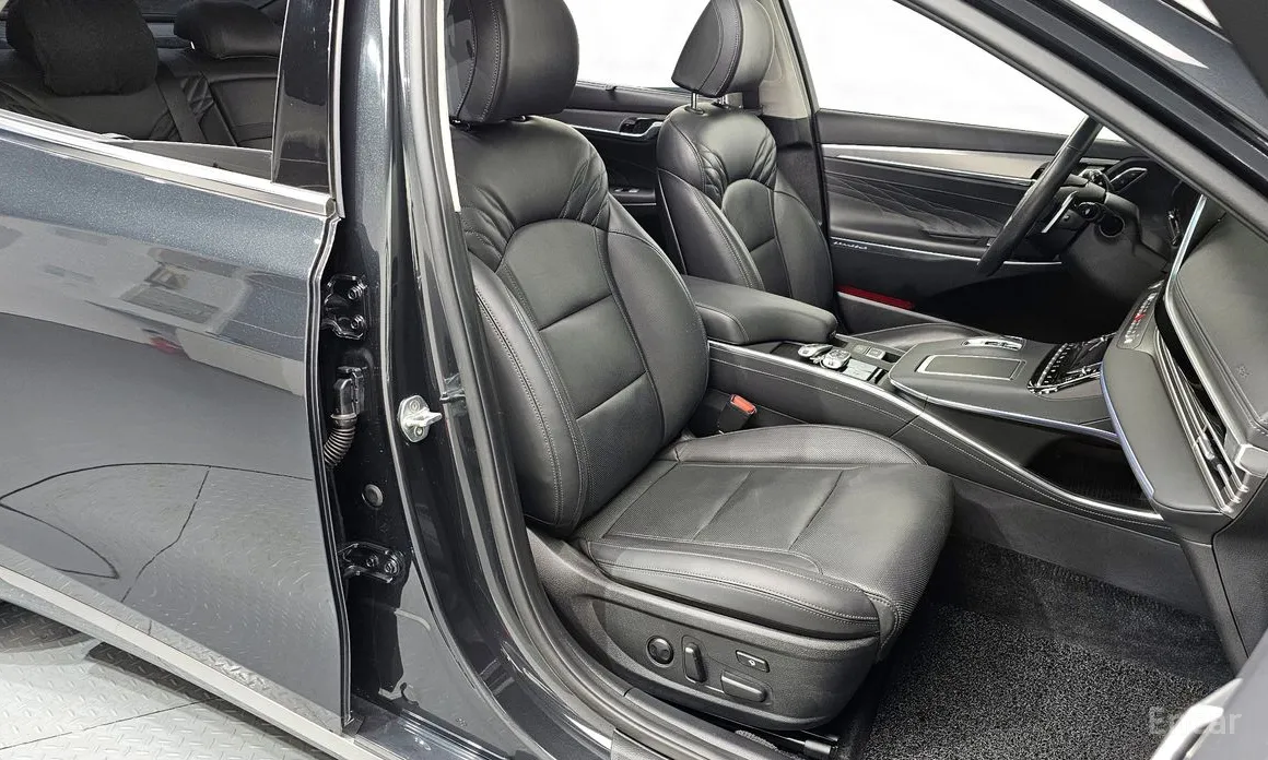 Фото 10 - Hyundai Grandeur