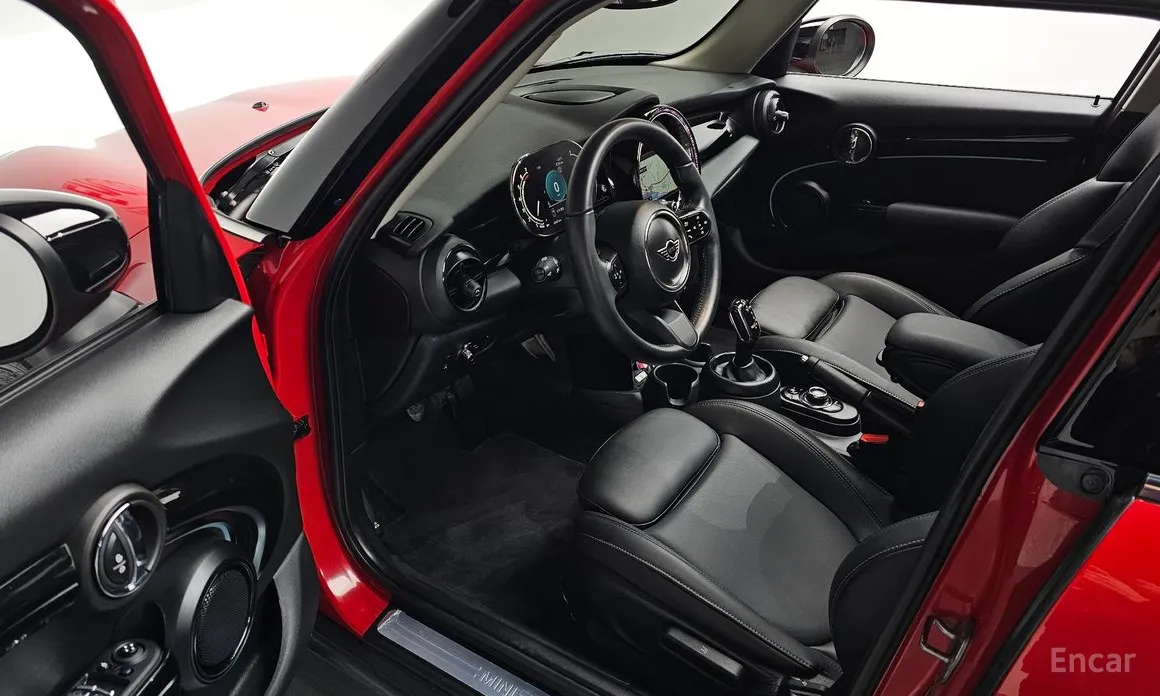 Фото 11 - Mini Cooper