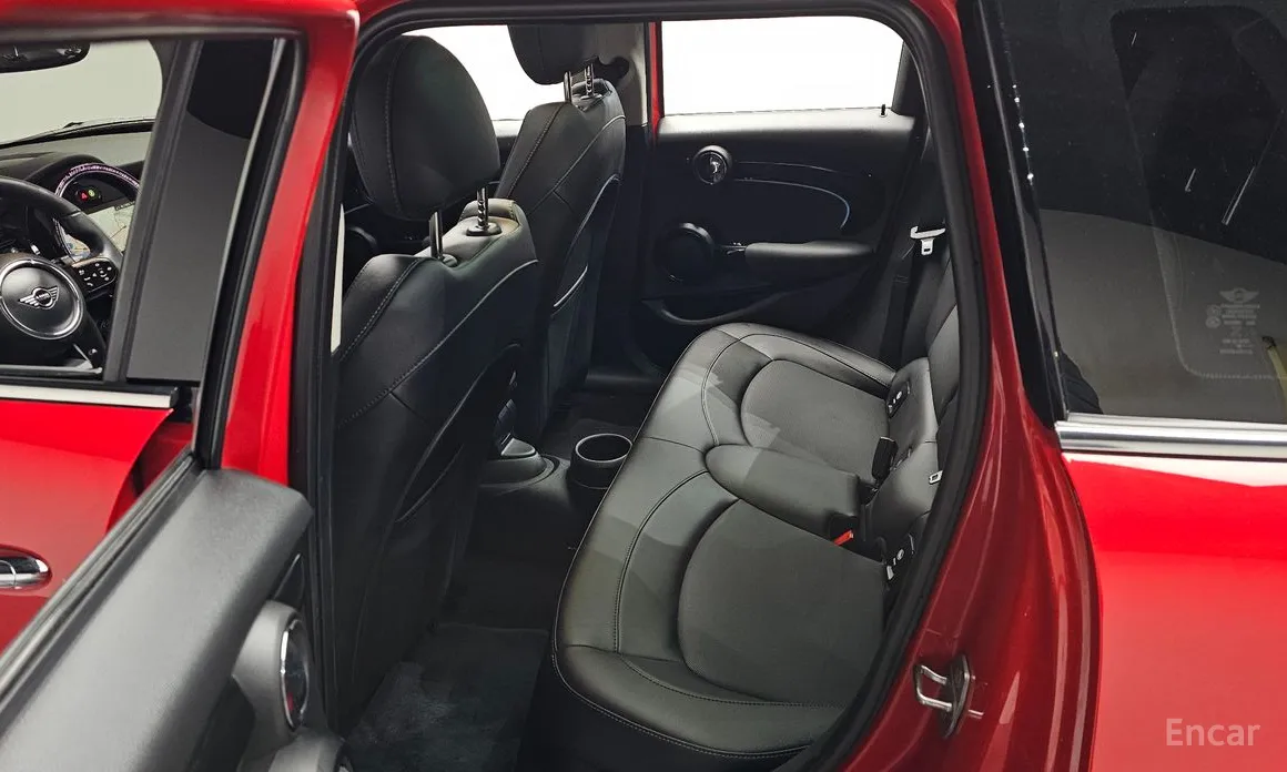 Фото 12 - Mini Cooper