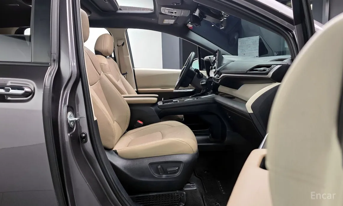 Фото 10 - Toyota Sienna