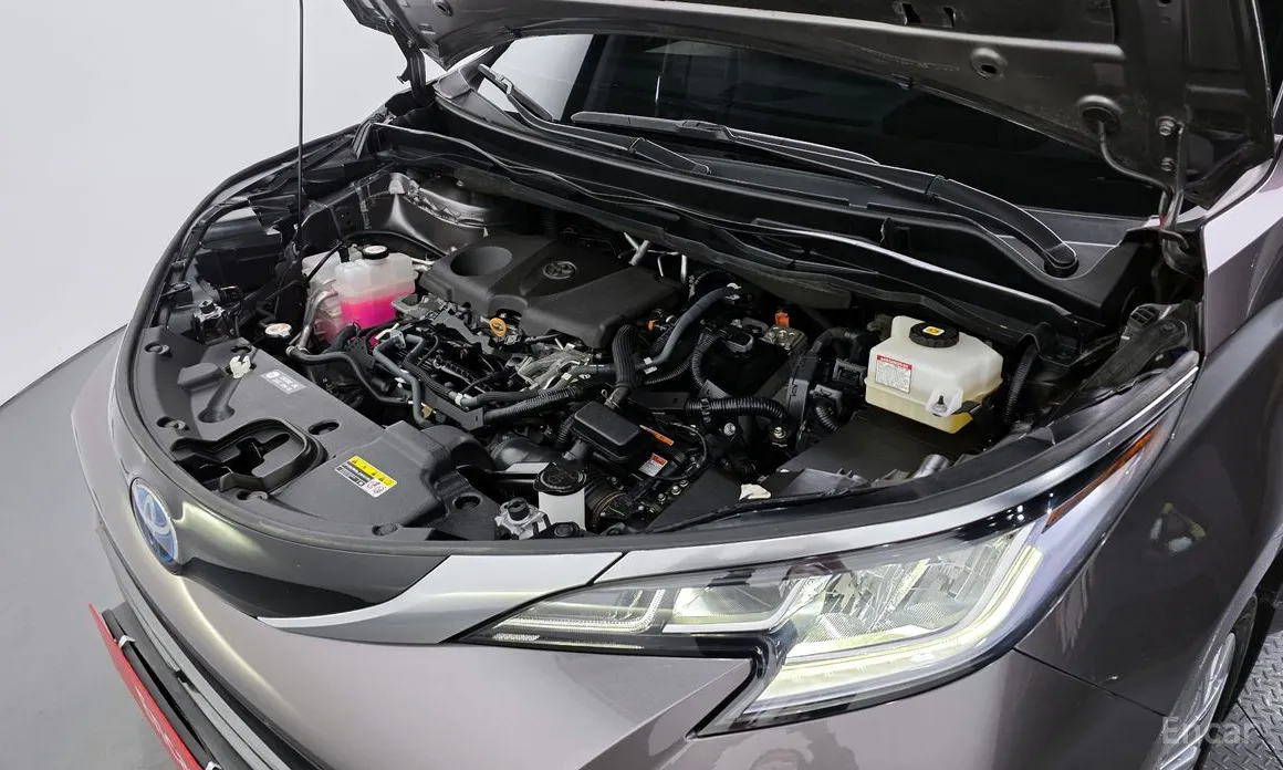 Фото 6 - Toyota Sienna