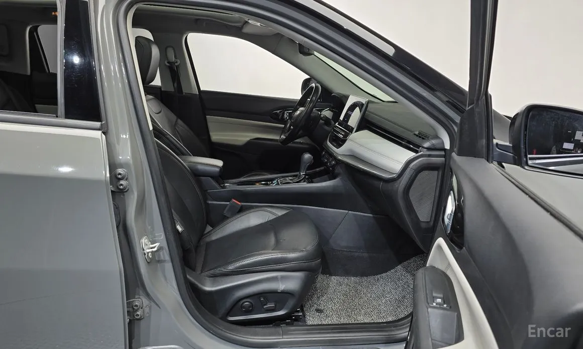 Фото 11 - Jeep Compass