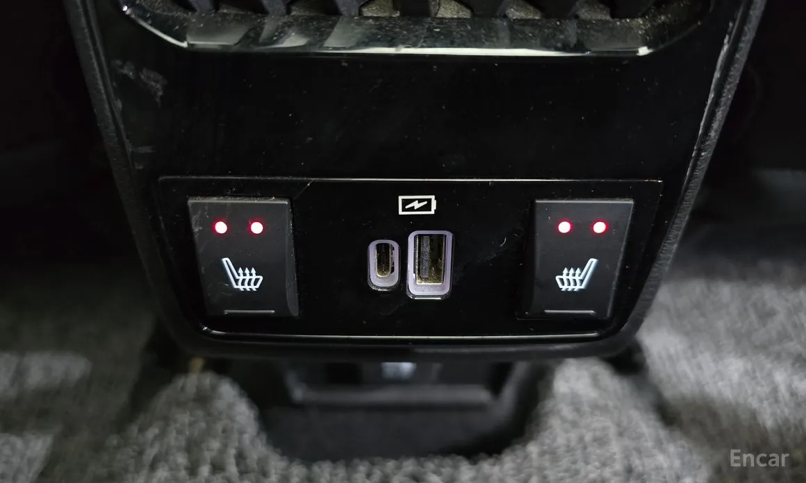 Фото 18 - Jeep Compass