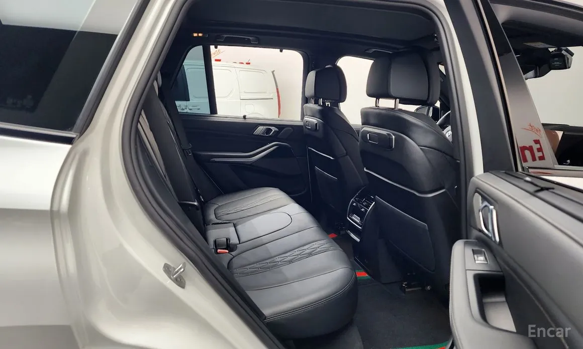 Фото 12 - BMW X5