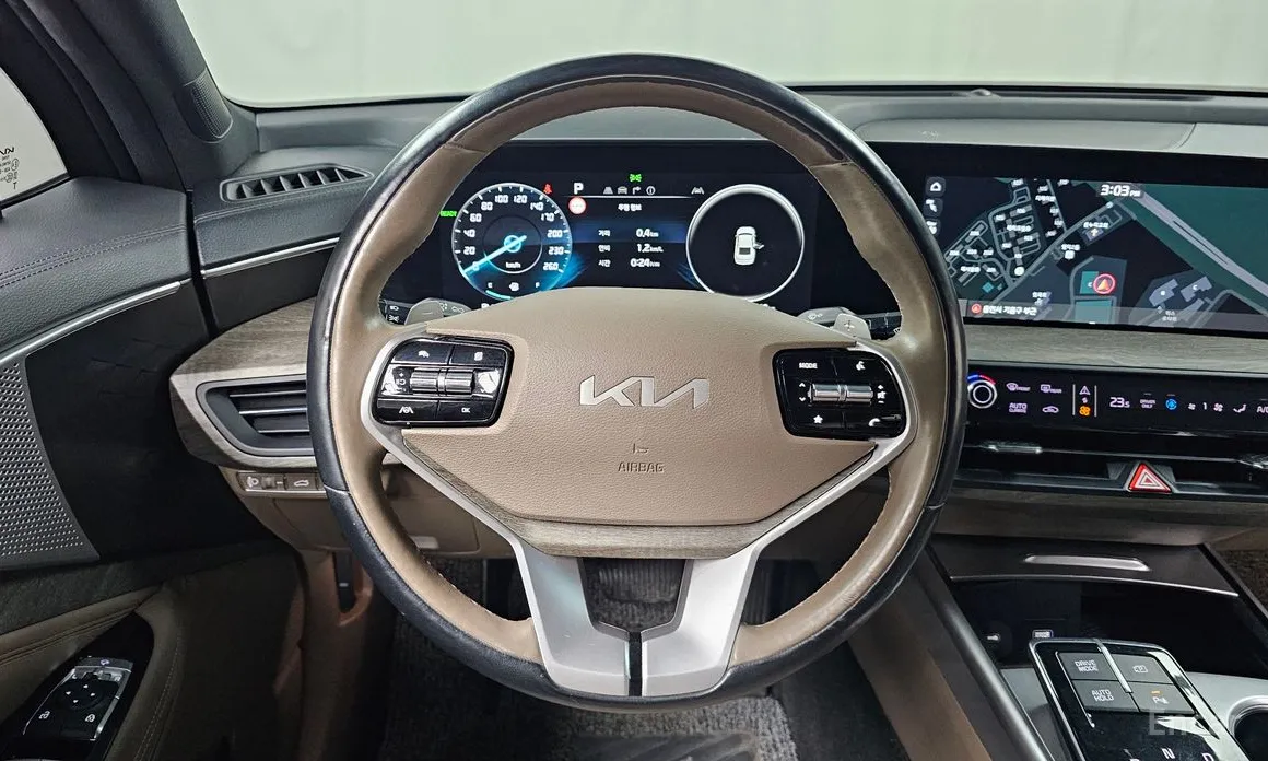 Фото 13 - Kia K8