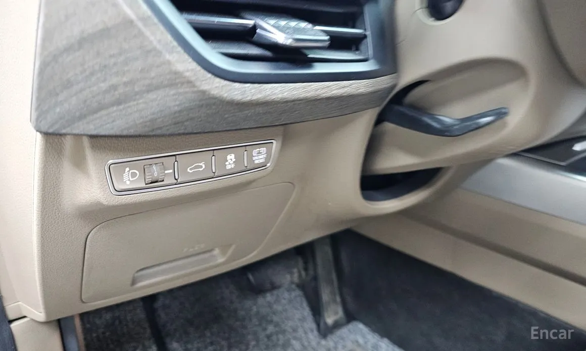 Фото 14 - Kia K8