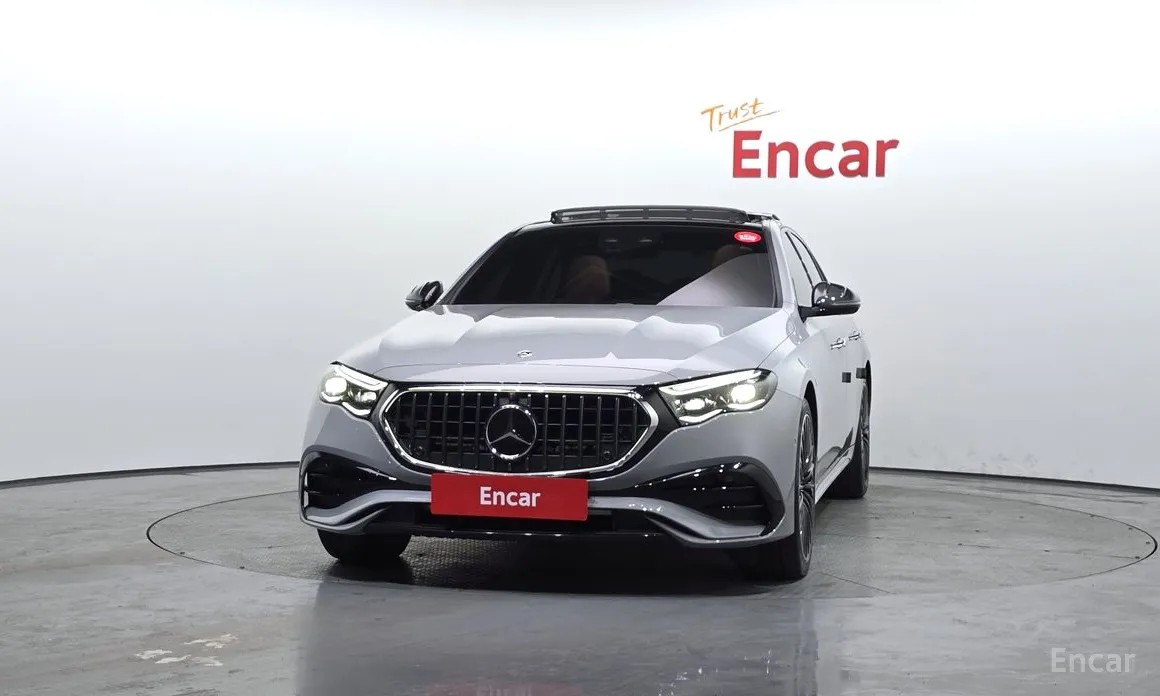 Фото 3 - Mercedes-Benz E-Class