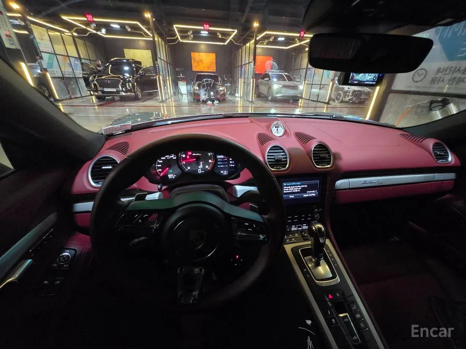 Фото 7 - Porsche 718