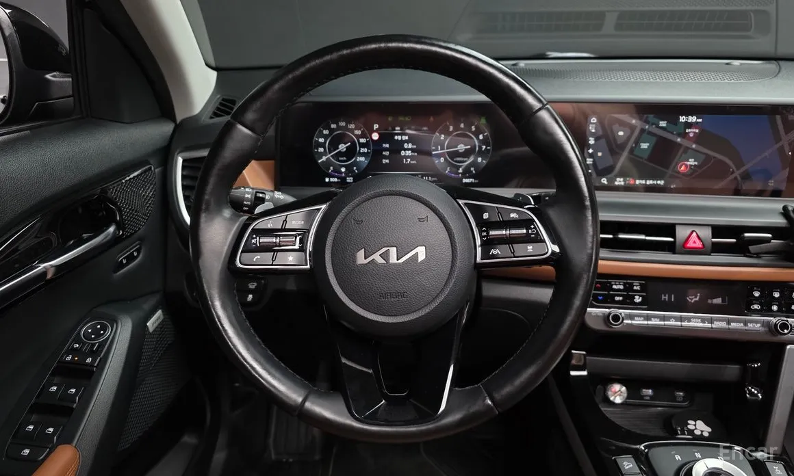 Фото 13 - Kia Seltos