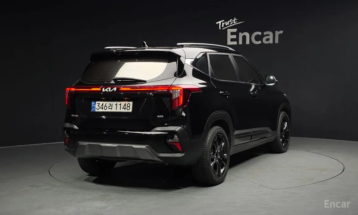 Фото 2 - Kia Seltos