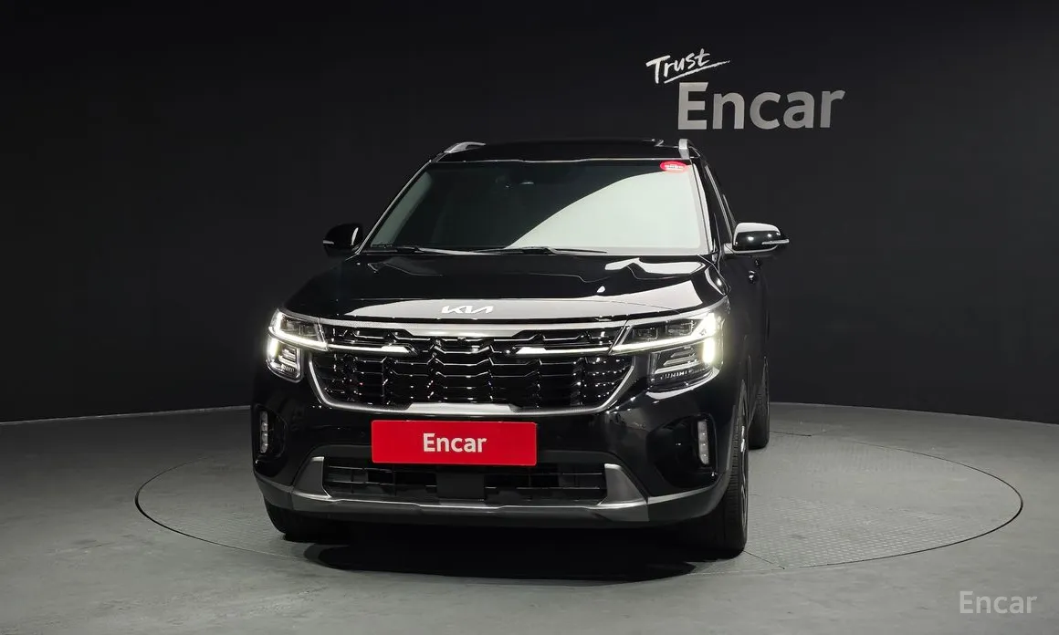 Фото 3 - Kia Seltos