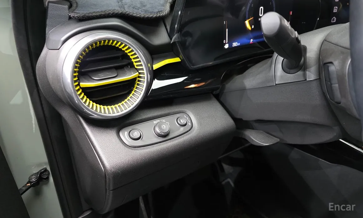 Фото 13 - Chevrolet Trax