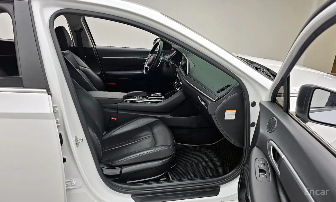 Фото 11 - Hyundai Sonata