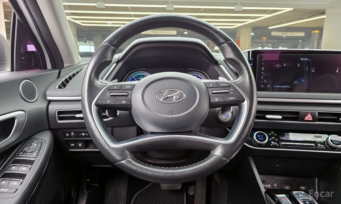 Фото 13 - Hyundai Sonata