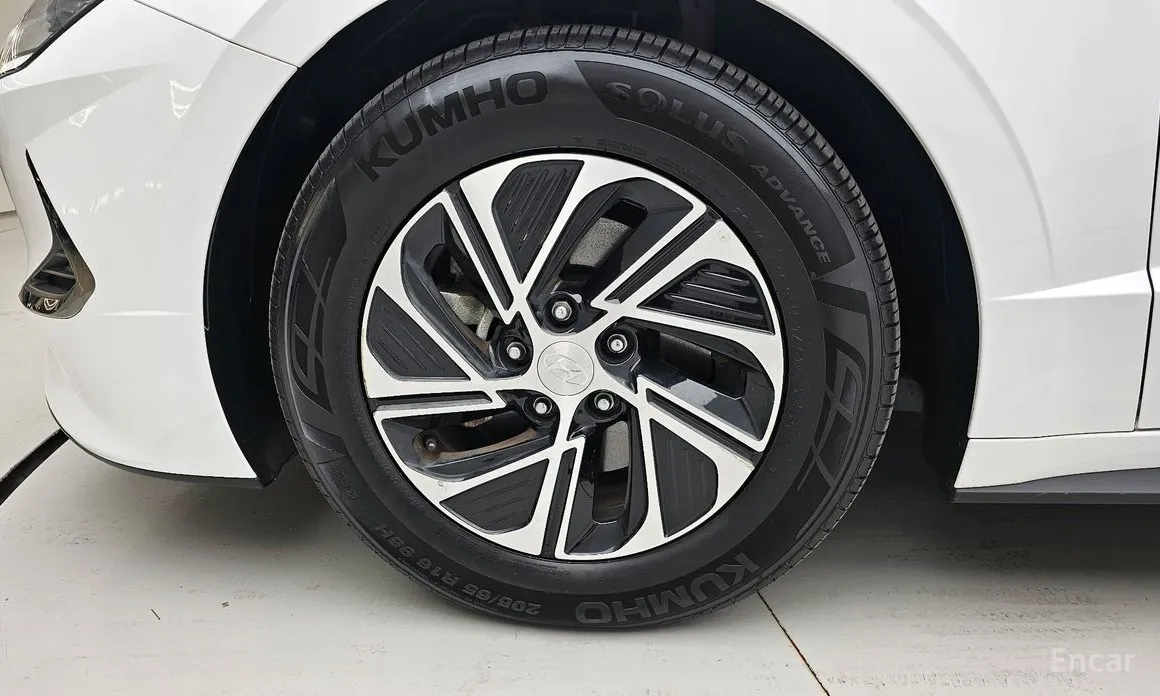 Фото 5 - Hyundai Sonata