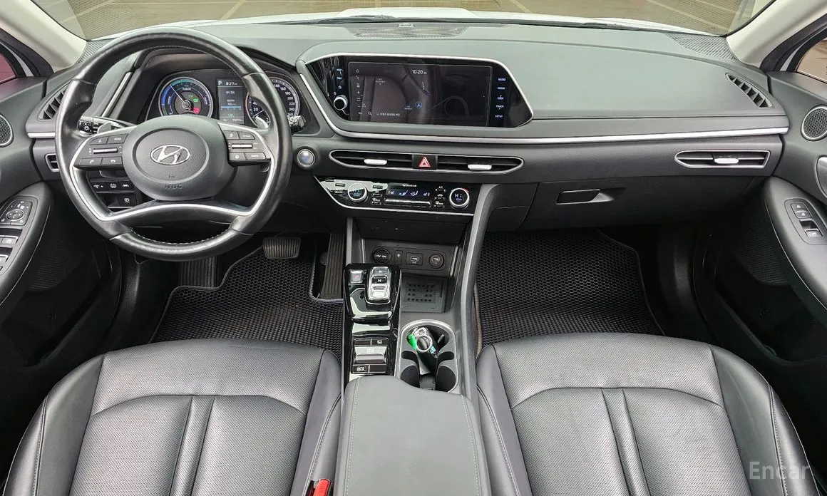 Фото 7 - Hyundai Sonata