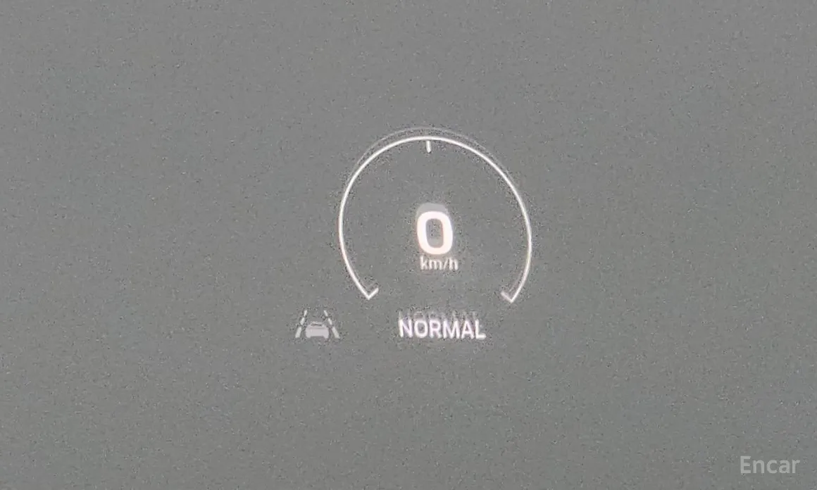 Фото 14 - Porsche Taycan