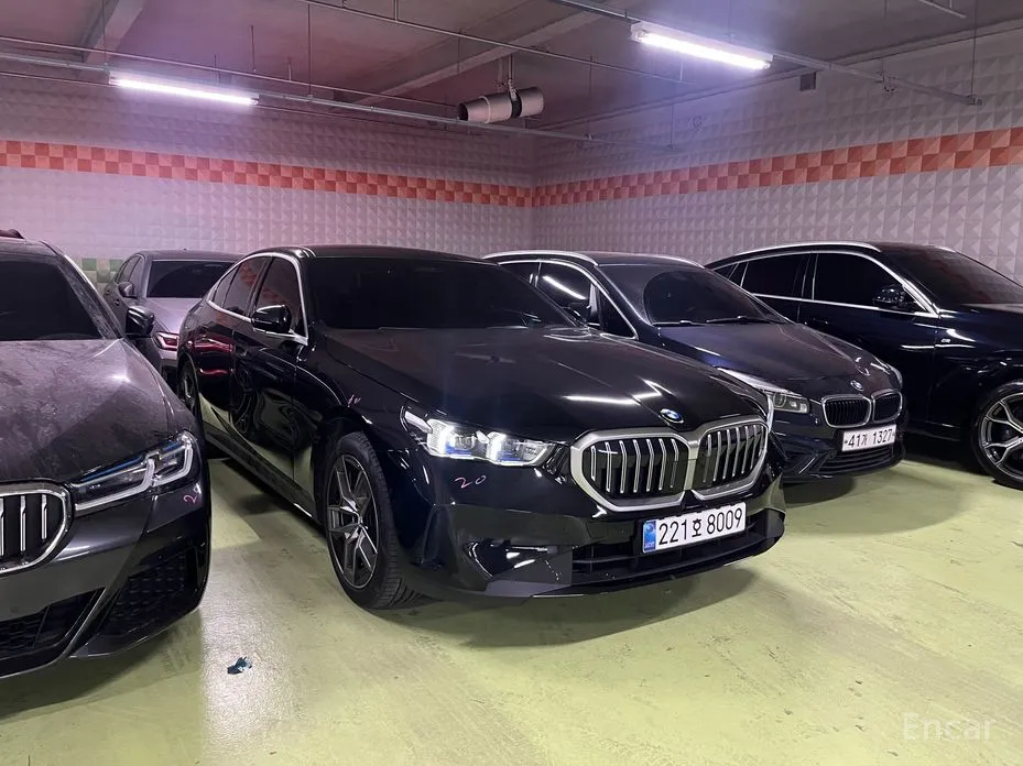 Фото 1 - BMW 5 Series