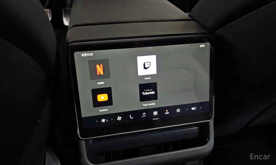 Фото 18 - Tesla Model Y