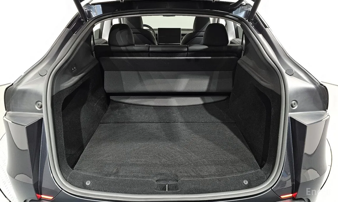 Фото 20 - Tesla Model Y