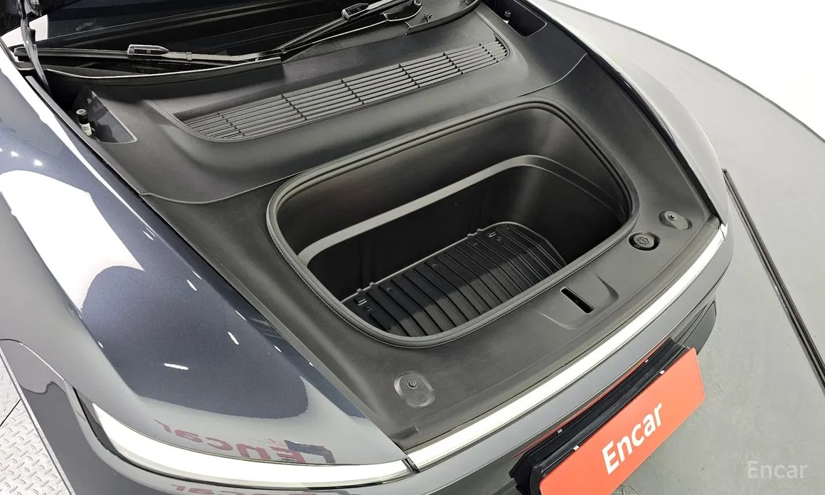 Фото 6 - Tesla Model Y