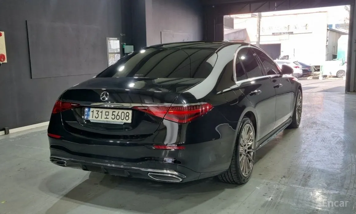 Фото 3 - Mercedes-Benz S-Class