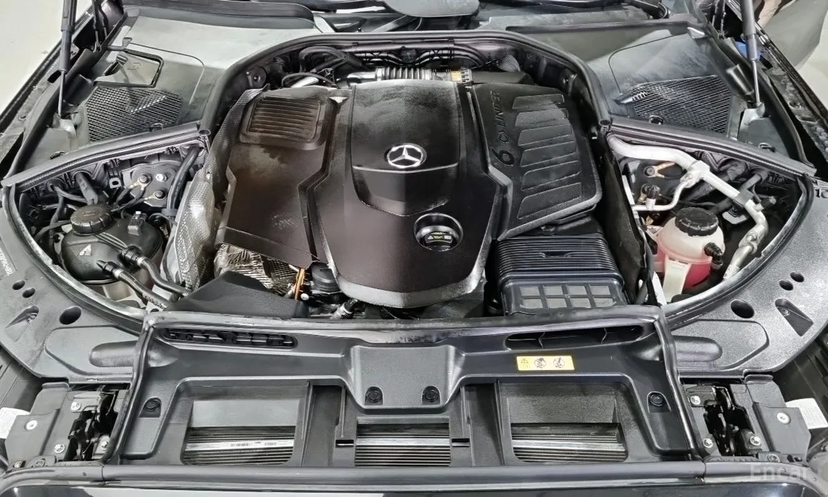 Фото 6 - Mercedes-Benz S-Class