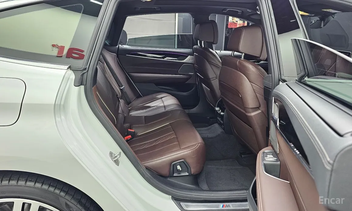 Фото 12 - BMW Gran Turismo