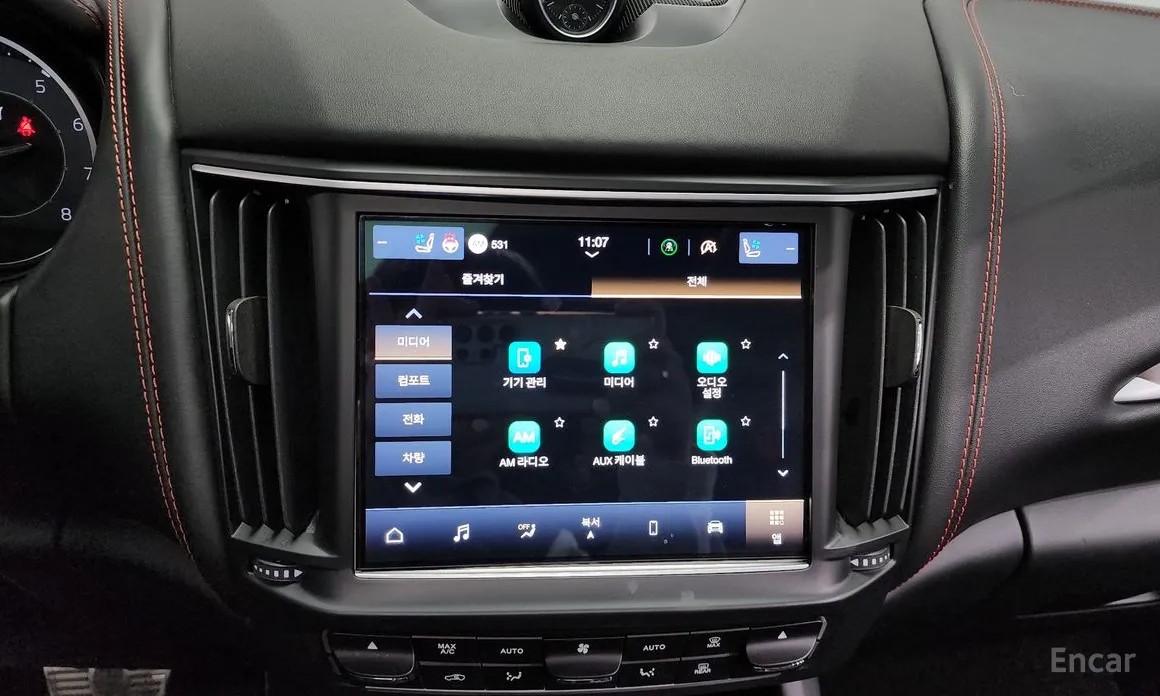 Фото 14 - Maserati Levante