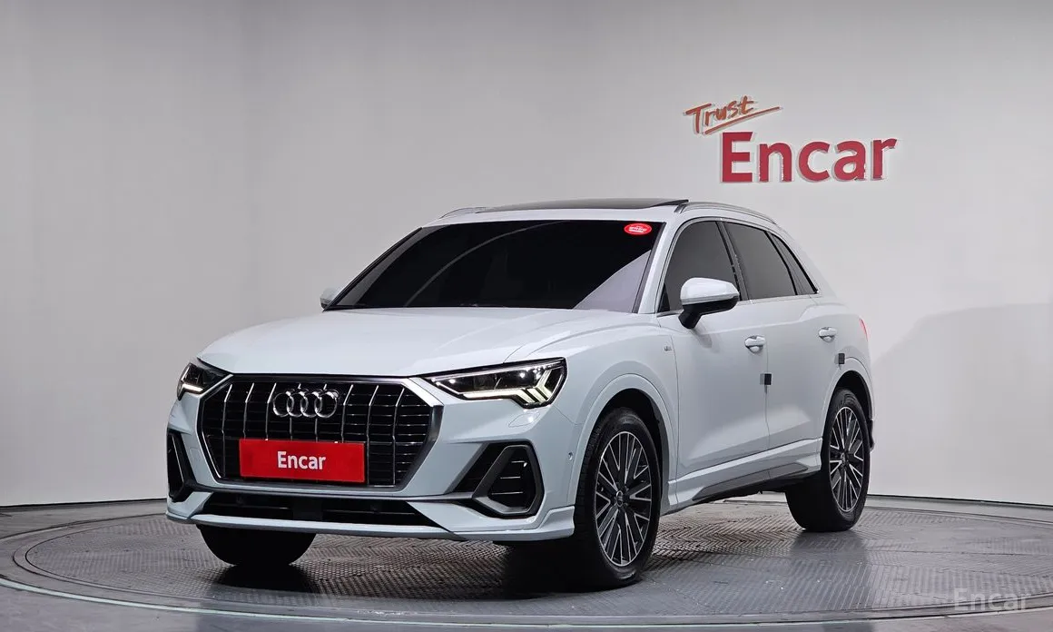 Фото 1 - Audi Q3