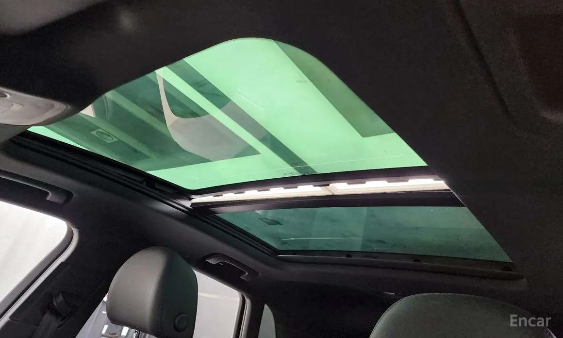 Фото 18 - Audi Q3