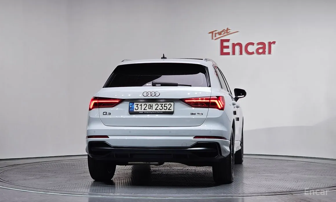 Фото 4 - Audi Q3