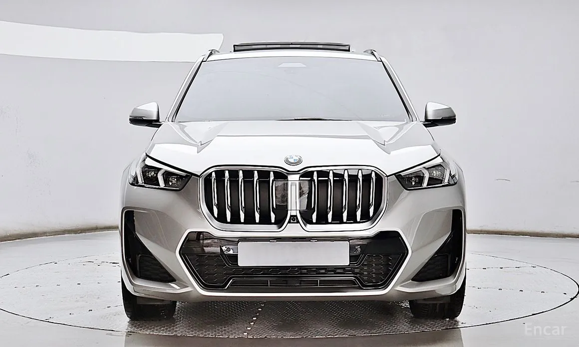 Фото 3 - BMW X1