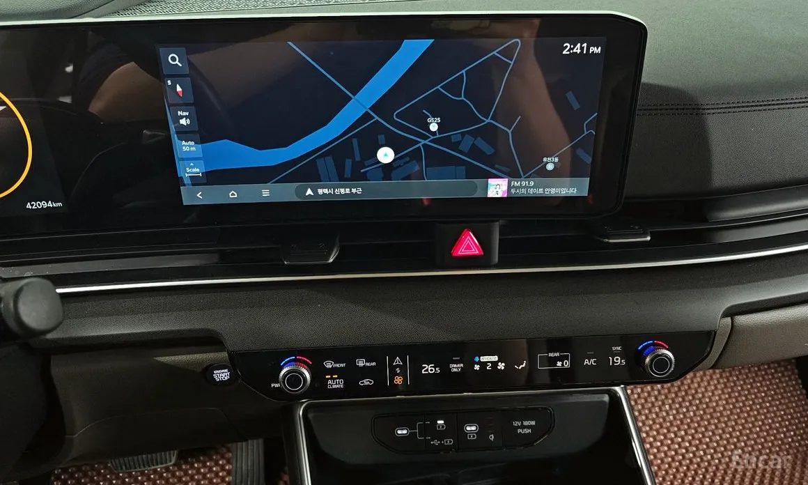 Фото 14 - Kia Carnival