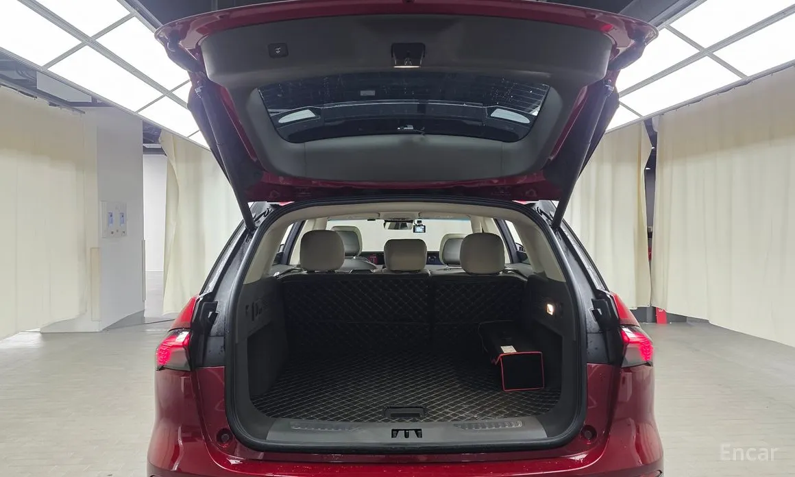 Фото 20 - Lincoln Nautilus