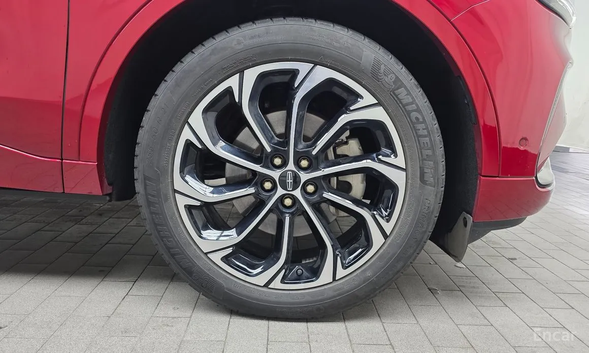 Фото 5 - Lincoln Nautilus