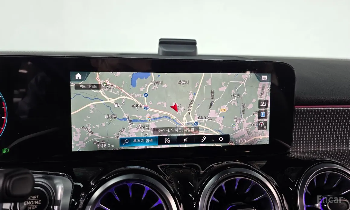 Фото 14 - Mercedes-Benz GLB-Class