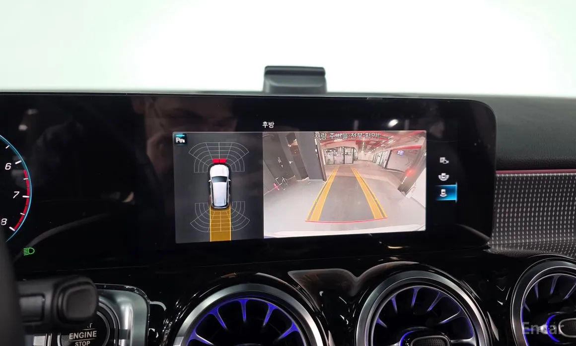 Фото 15 - Mercedes-Benz GLB-Class