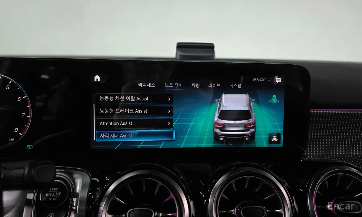 Фото 16 - Mercedes-Benz GLB-Class